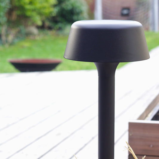 Skær – Solcelle havelampe i nordisk design