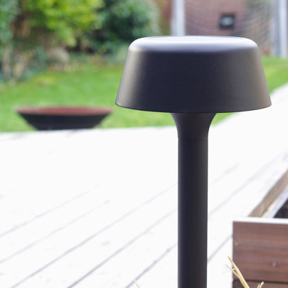 Skær – Solcelle havelampe i nordisk design